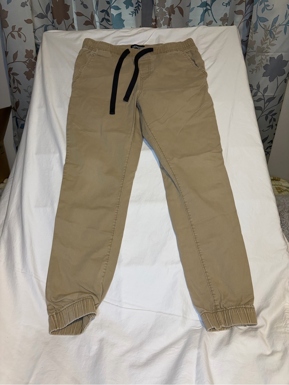 Levi's Men's Khaki Drawstring Joggers